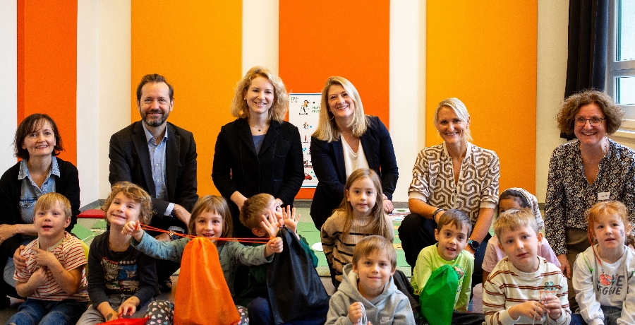Forschung von klein auf: Wissenschaftsbotschafter/innen besuchen Kindergrten und Horte